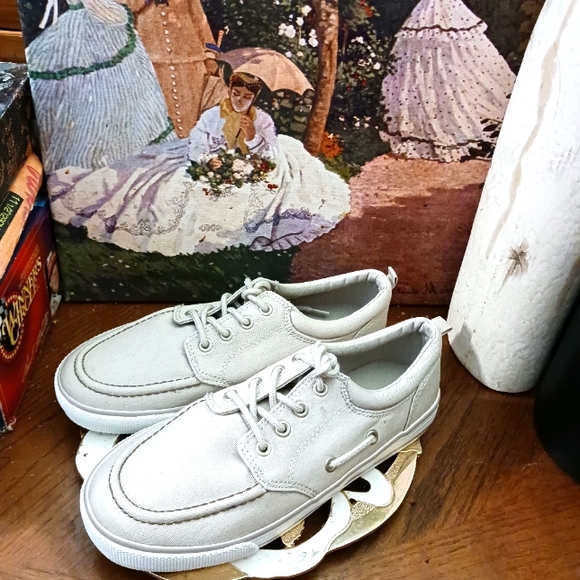 👟👟OLD NAVY CANVAS BOAT SHOES 🎁NEW!!!,SIZE 5,GIVE A FABULOUS GIFT. - Picture 7 of 12